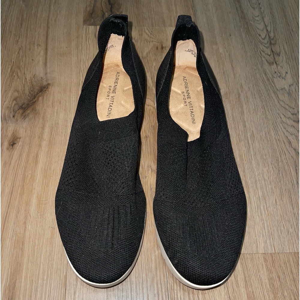 Adrienne Vittadini Womens Slip On Sneakers Shoes Black Low Top 9.5